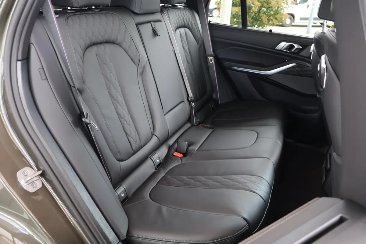 xDrive50e | SOH 100% |M Sport Pro | Driving Assistant Professional | Innovation Pack | Lederen Bekleding Merino