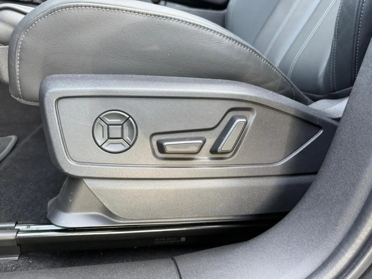 2.0 TFSI e-hybrid quattro S|LUCHTVERING|PANO|MATRIX