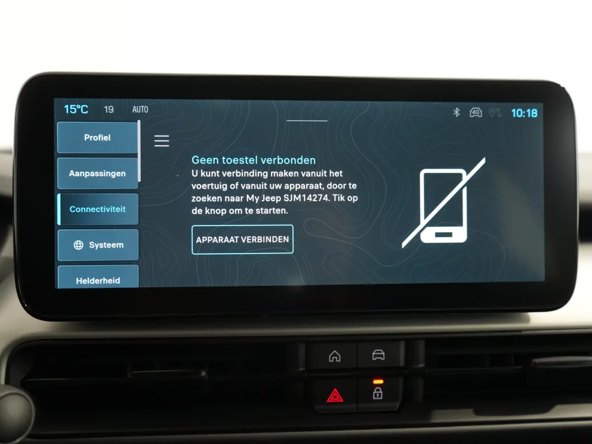 Summit | 10,25" Infotainment met draadloos Apple Carplay en Android Auto | 18" Diamond Cut lichtmetalen velgen | 360 parkeersensoren