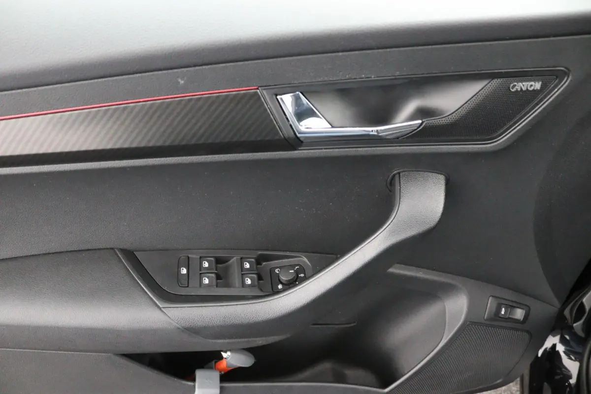 1.5 TSI ACT Sportline Business | Panorama dak |
