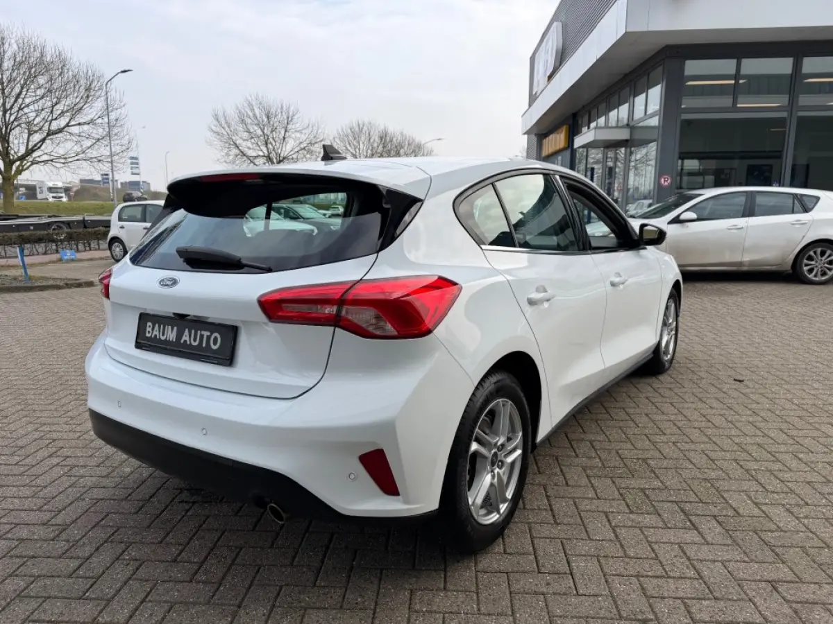 1.0 EB TREND EDITION BUSINESS NAVI AIRCO PDC