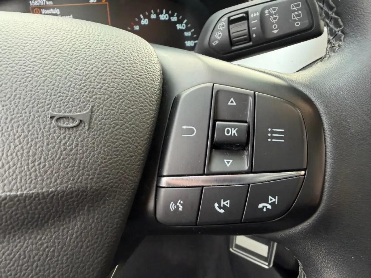 1.0 EB TREND EDITION BUSINESS NAVI AIRCO PDC