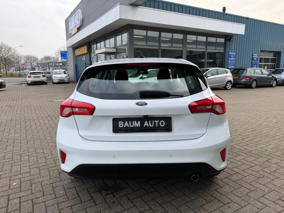 1.0 EB TREND EDITION BUSINESS NAVI AIRCO PDC