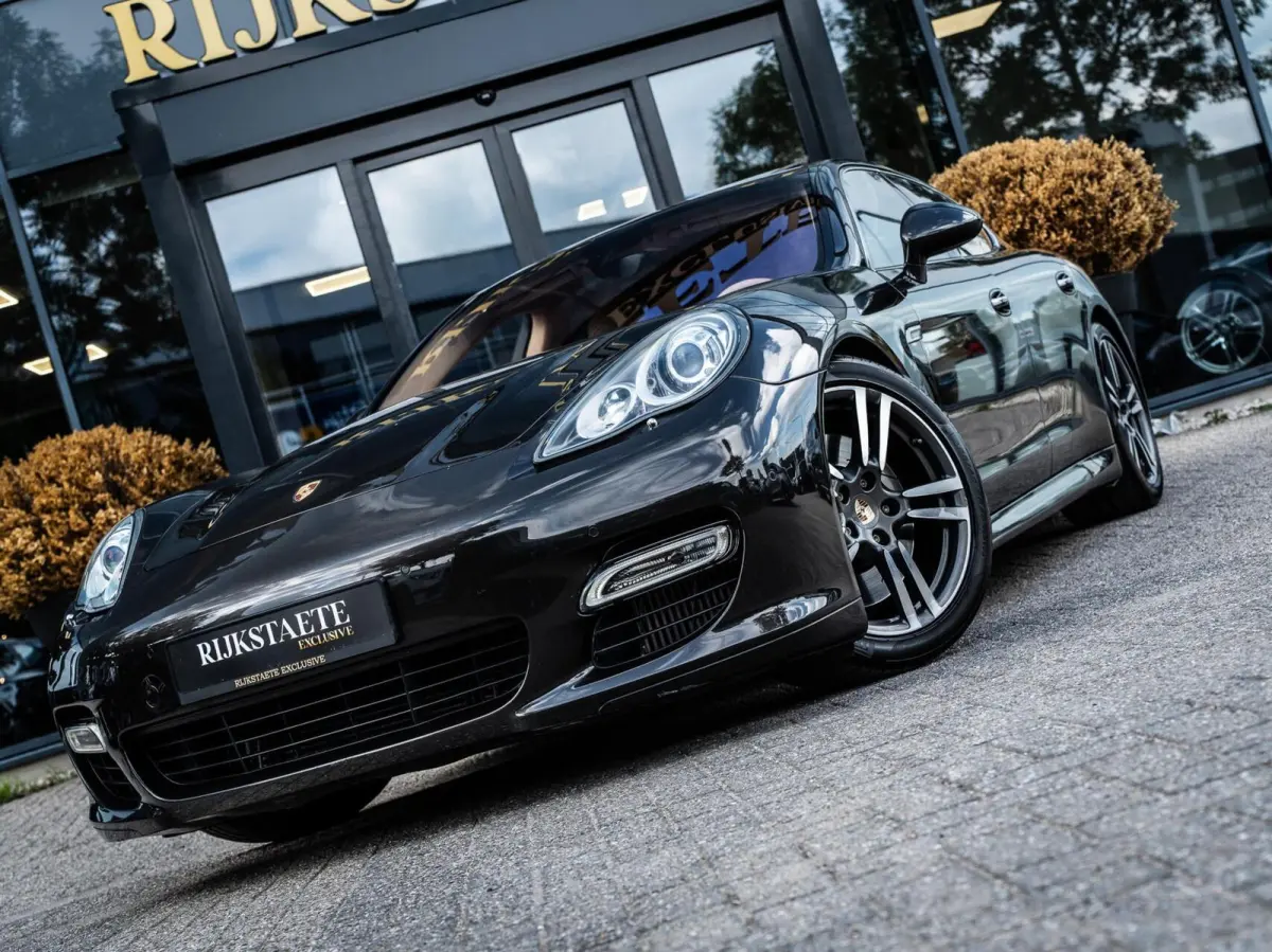 4.8 Turbo|PANO|SPORT CHRONO|BOSE|CAMERA|20'