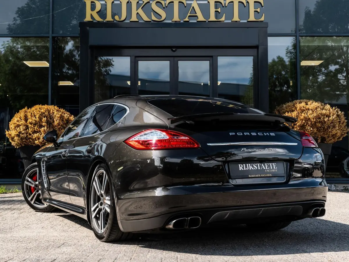 4.8 Turbo|PANO|SPORT CHRONO|BOSE|CAMERA|20'
