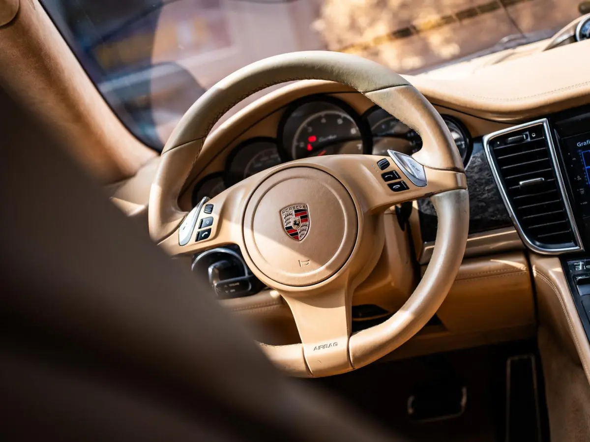 4.8 Turbo|PANO|SPORT CHRONO|BOSE|CAMERA|20'