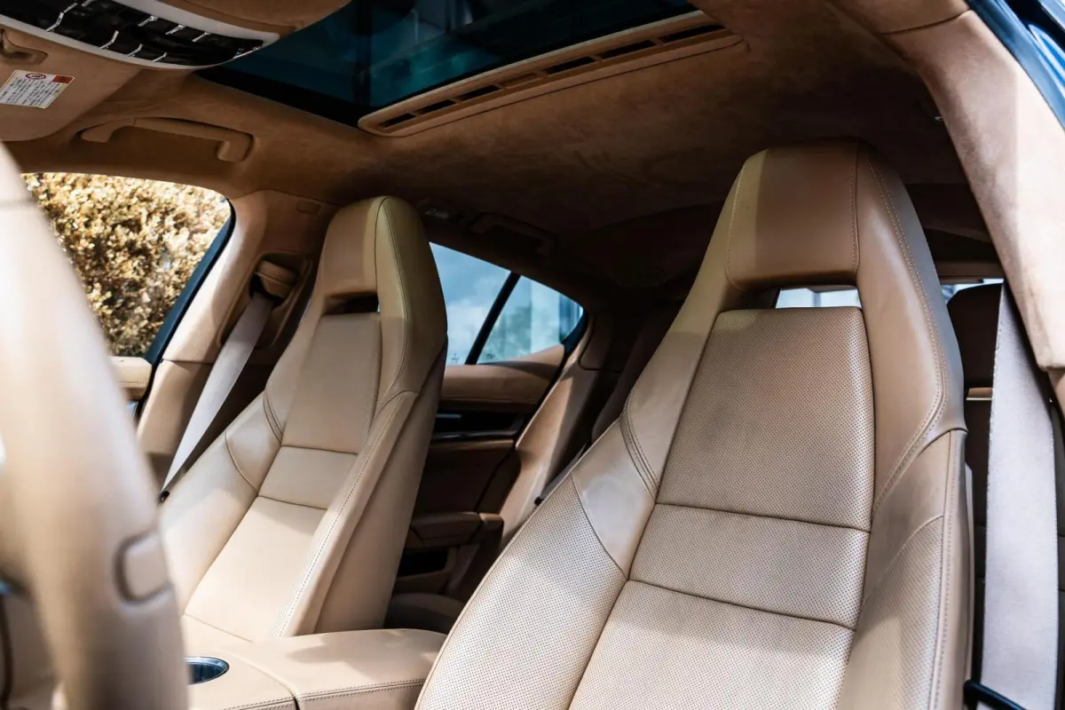 4.8 Turbo|PANO|SPORT CHRONO|BOSE|CAMERA|20'