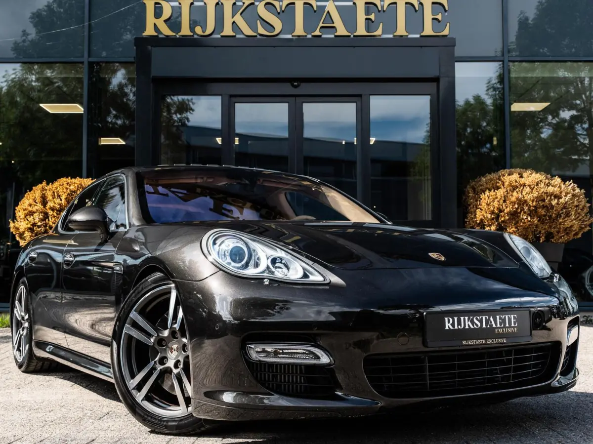 4.8 Turbo|PANO|SPORT CHRONO|BOSE|CAMERA|20'