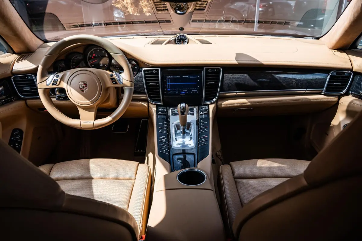 4.8 Turbo|PANO|SPORT CHRONO|BOSE|CAMERA|20'