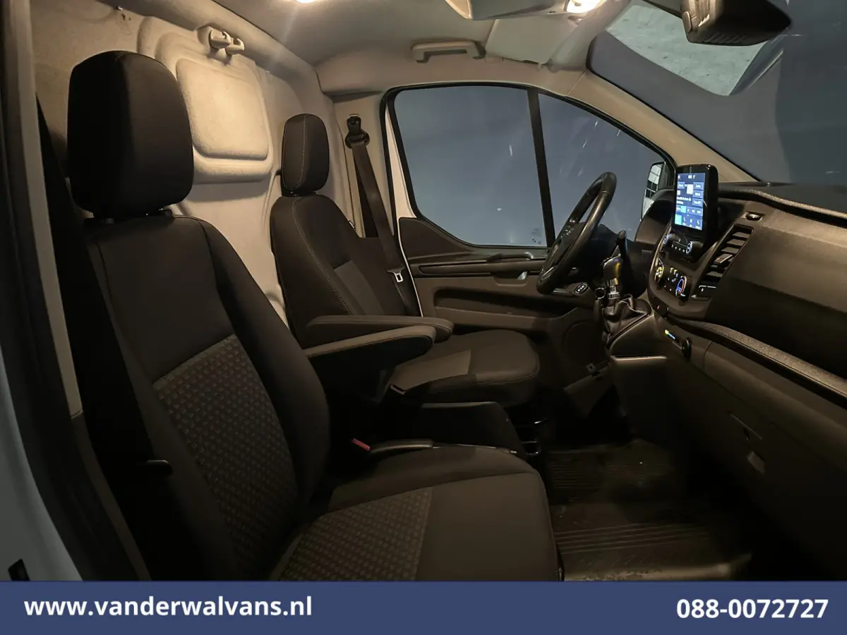 2.0 TDCI 130pk L2H1 Euro6 Airco | Camera | Apple Carplay | LED | Cruisecontrol | 2800kg Trekhaak Android Auto, Stoelverwarming, Verwarmde voorruit, Parkeersensoren