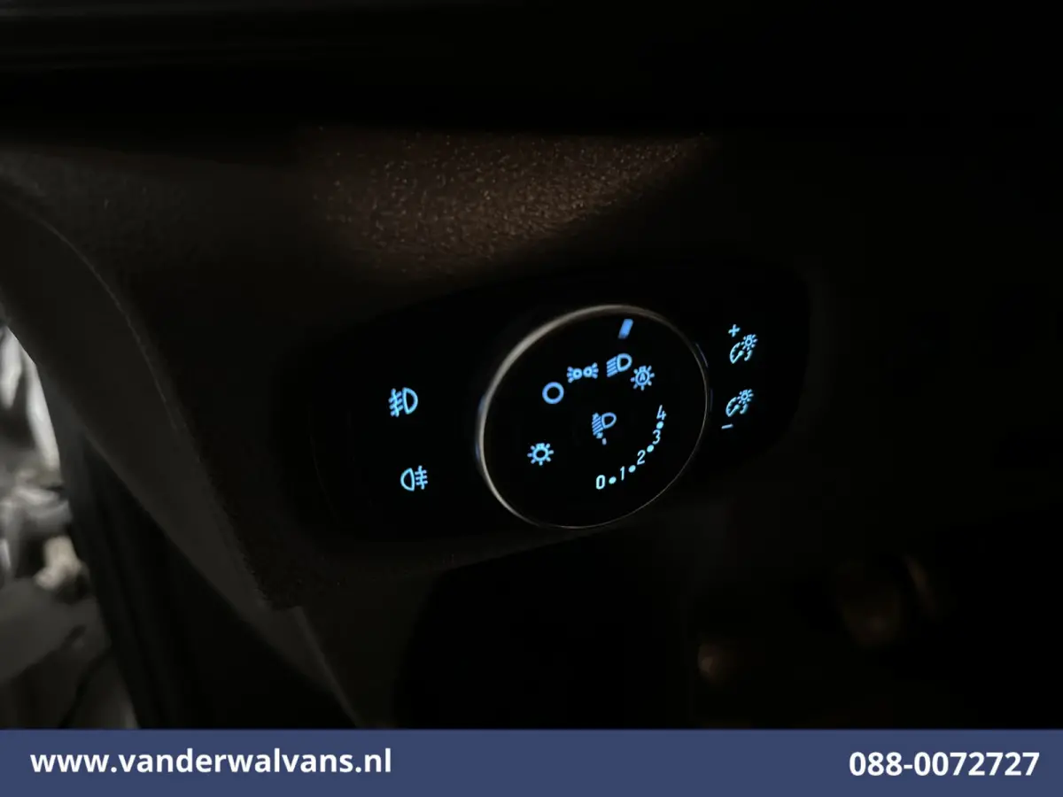 2.0 TDCI 130pk L2H1 Euro6 Airco | Camera | Apple Carplay | LED | Cruisecontrol | 2800kg Trekhaak Android Auto, Stoelverwarming, Verwarmde voorruit, Parkeersensoren