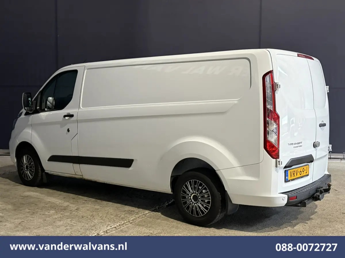 2.0 TDCI 130pk L2H1 Euro6 Airco | Camera | Apple Carplay | LED | Cruisecontrol | 2800kg Trekhaak Android Auto, Stoelverwarming, Verwarmde voorruit, Parkeersensoren