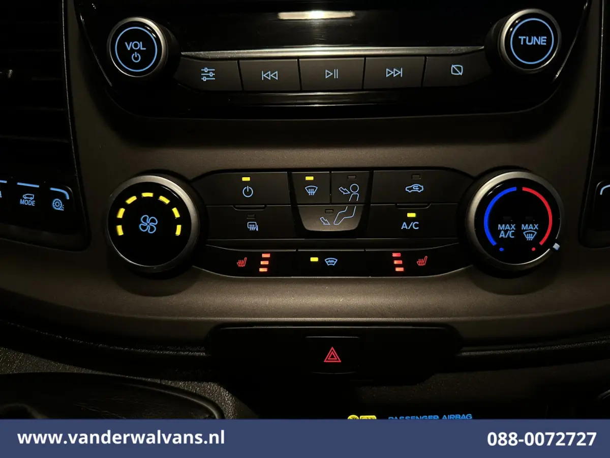 2.0 TDCI 130pk L2H1 Euro6 Airco | Camera | Apple Carplay | LED | Cruisecontrol | 2800kg Trekhaak Android Auto, Stoelverwarming, Verwarmde voorruit, Parkeersensoren