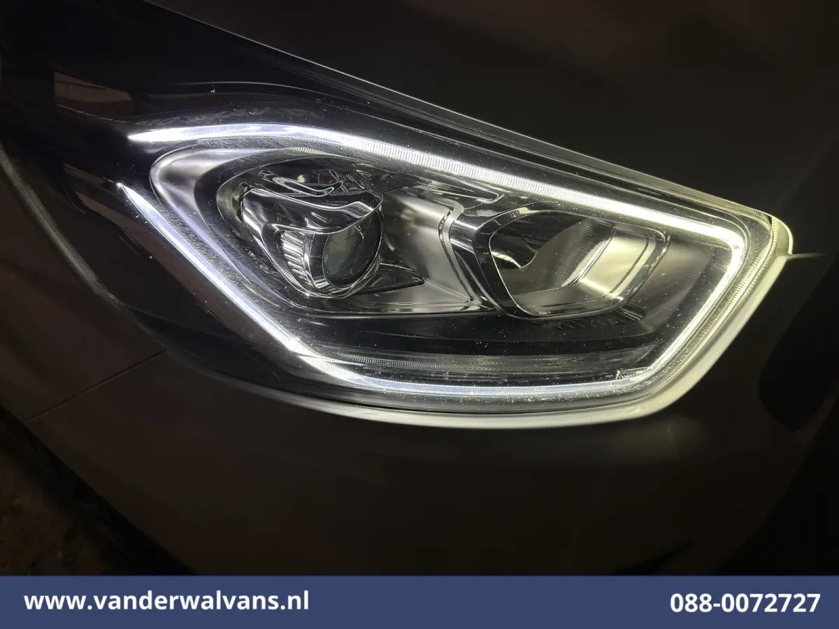 2.0 TDCI 130pk L2H1 Euro6 Airco | Camera | Apple Carplay | LED | Cruisecontrol | 2800kg Trekhaak Android Auto, Stoelverwarming, Verwarmde voorruit, Parkeersensoren
