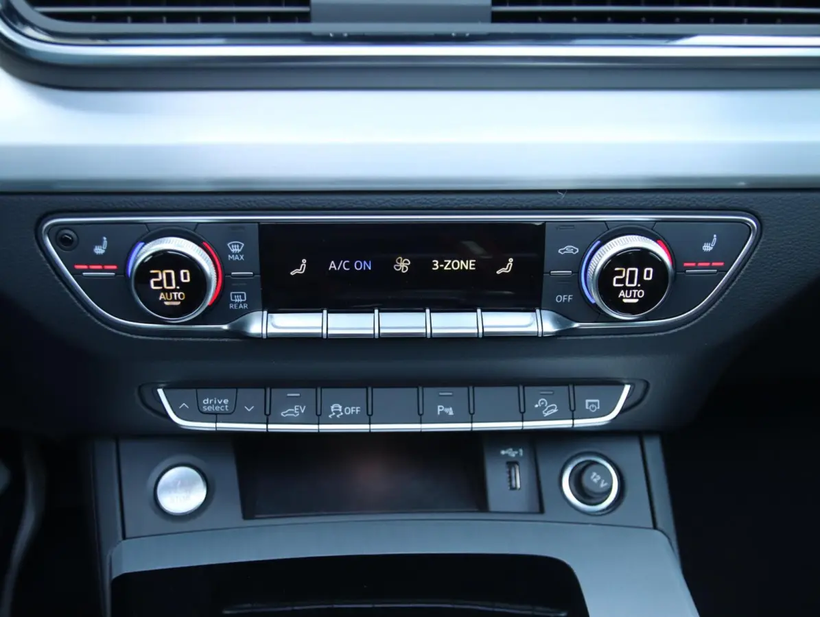 55 TFSI e quattro 367PK S-edition | SOH 97% | Panoramadak