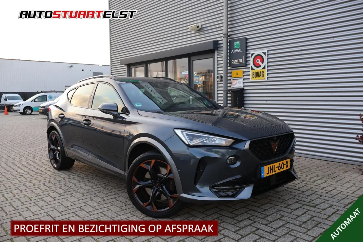 1.4 VZ Copper Edition 245PK | 1e Eigenaar | Dealer Onderh. | BTW | Cupra knop | Sfeer | 360Cam | Winterpack | Matrix LED | Camera | Elek klep | ACC | Climate | Carplay | 1 Laadkabel | Donker