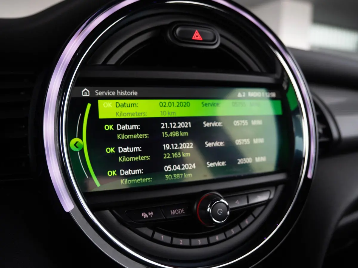 Cooper Aut. Harman-Kardon | Yours leder | Stoelverwarming