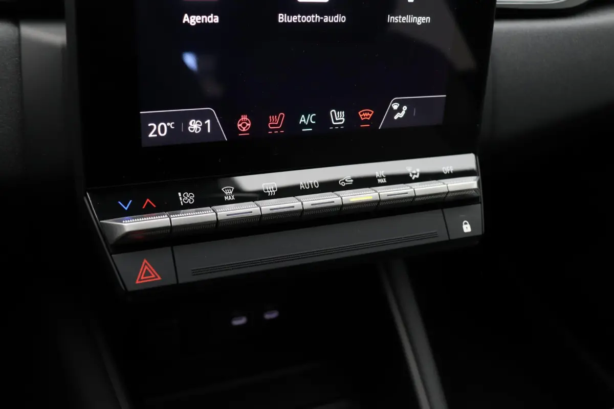 1.8 HEV AT Intense+ | Adaptive cruise control | Verwarmbaar voorruit | 18" lichtmetalen velgen |
