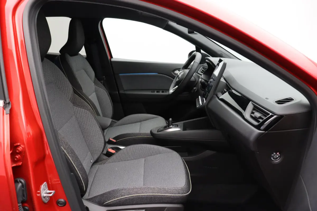 1.8 HEV AT Intense+ | Adaptive cruise control | Verwarmbaar voorruit | 18" lichtmetalen velgen |