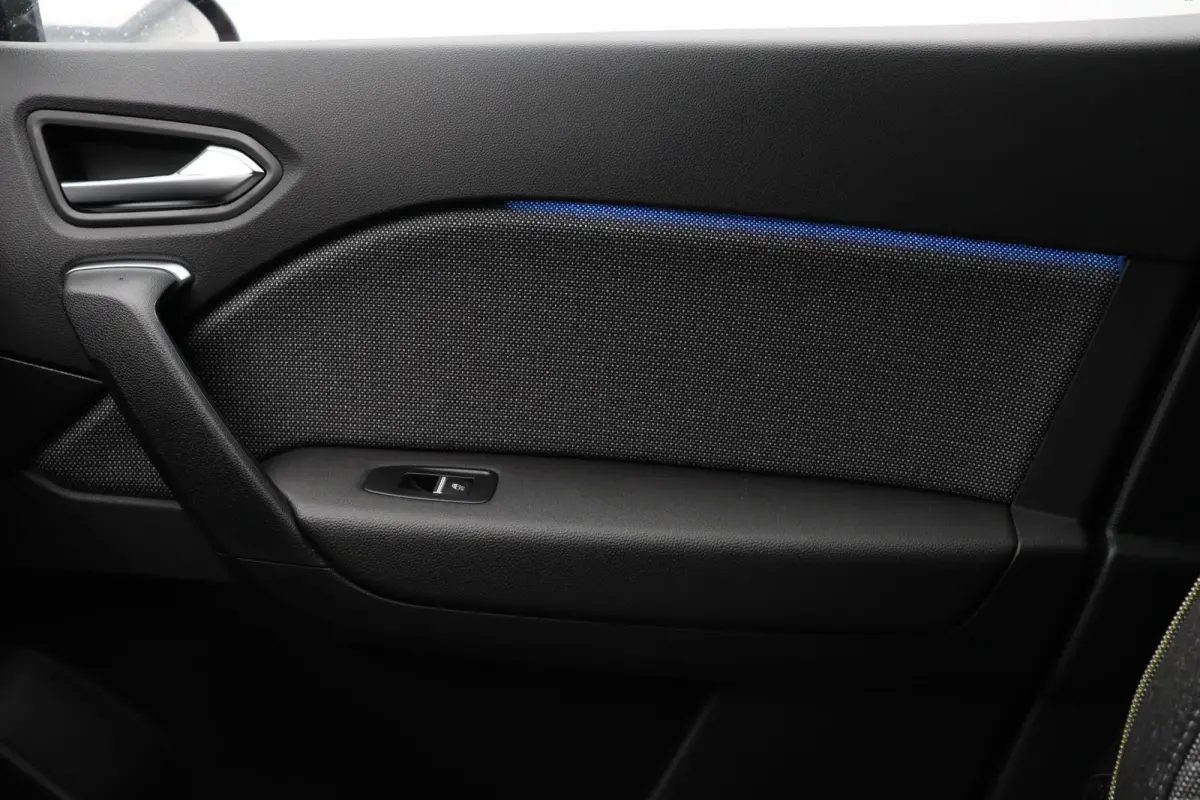 1.8 HEV AT Intense+ | Adaptive cruise control | Verwarmbaar voorruit | 18" lichtmetalen velgen |