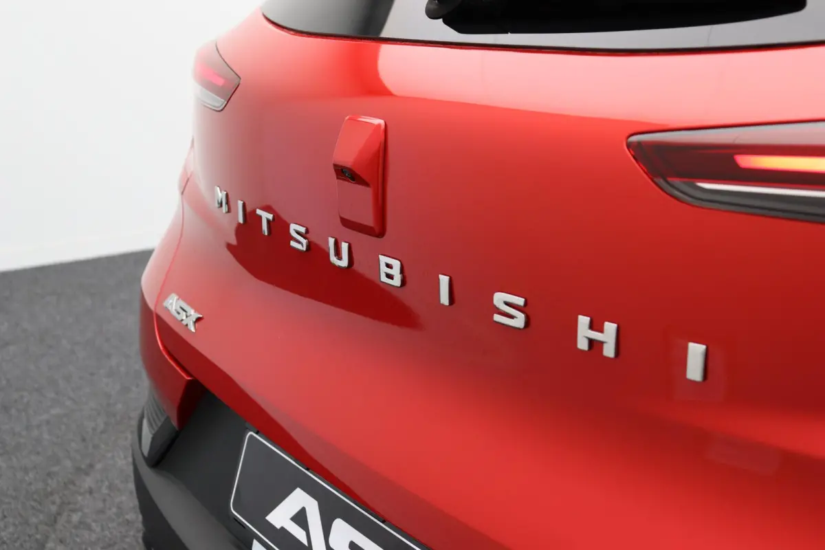 1.8 HEV AT Intense+ | Adaptive cruise control | Verwarmbaar voorruit | 18" lichtmetalen velgen |