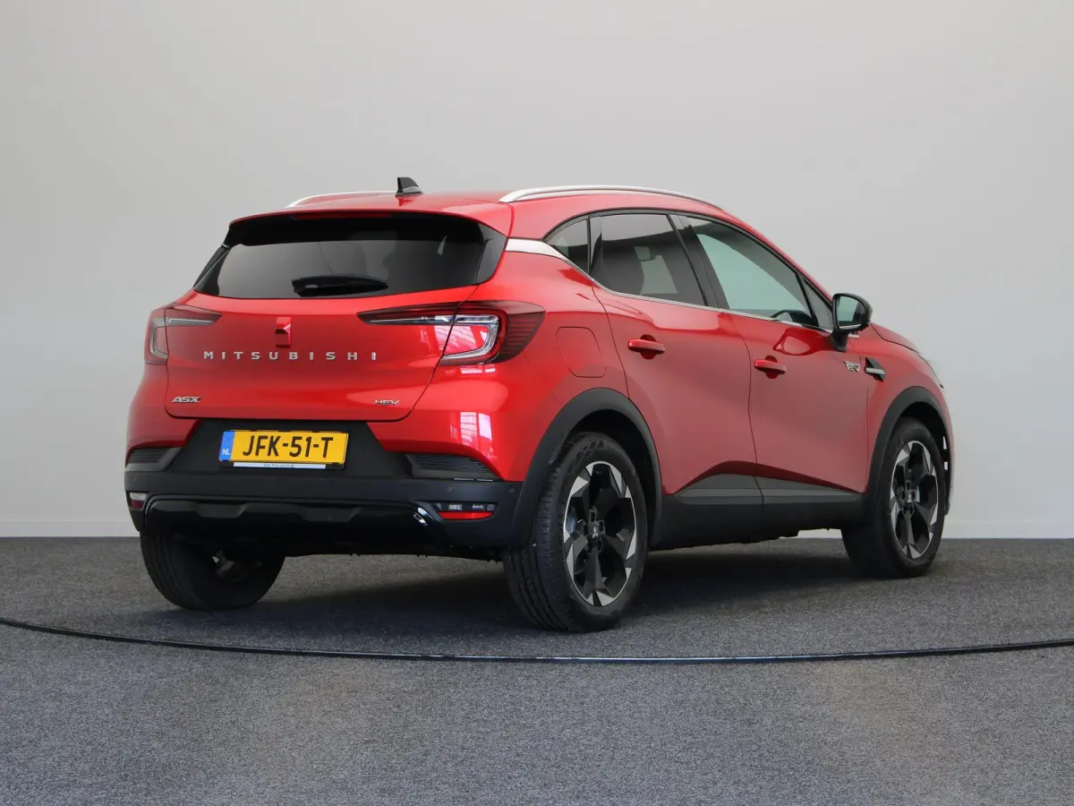 1.8 HEV AT Intense+ | Adaptive cruise control | Verwarmbaar voorruit | 18" lichtmetalen velgen |