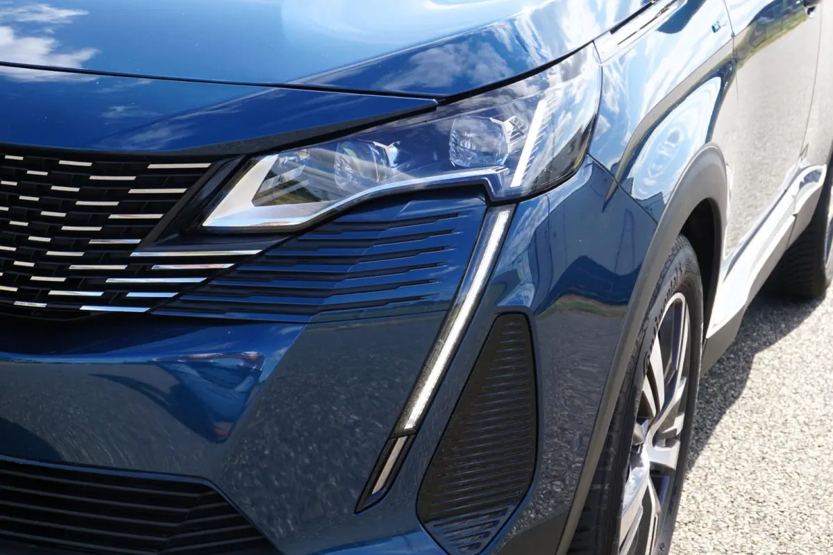 1.6 HYbrid 225 GT |Camera |Adaptive Cruise |Navi |Carplay |Full LED verlichting |LM-velgen |Climate control |Dakrails |Mooie auto |1e eigenaar