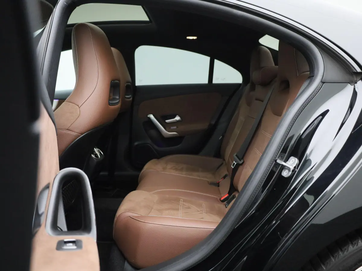 180 Star Edition AMG Line