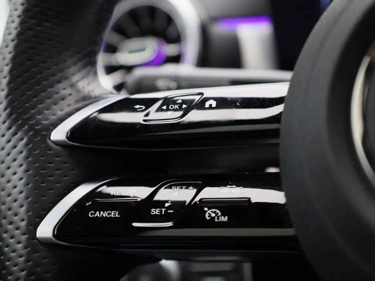 180 Star Edition AMG Line