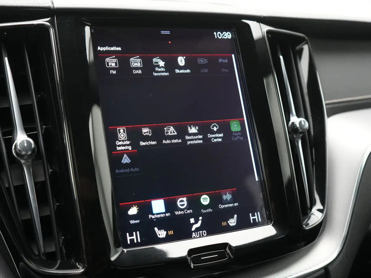 Recharge T8 AWD R-Design PHEV 391pk Dealer O.H. | Panodak | Luchtvering | Head Up | Camera | Harman & Kardon | Sportstoelen Memory & Verwarmd | 21"L.M | Apple Carplay | Keyless | Blis | Virt