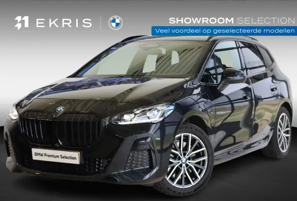 230e xDrive | M Sport | Harman Kardon | Panoramadak | Head-Up Display | Trekhaak