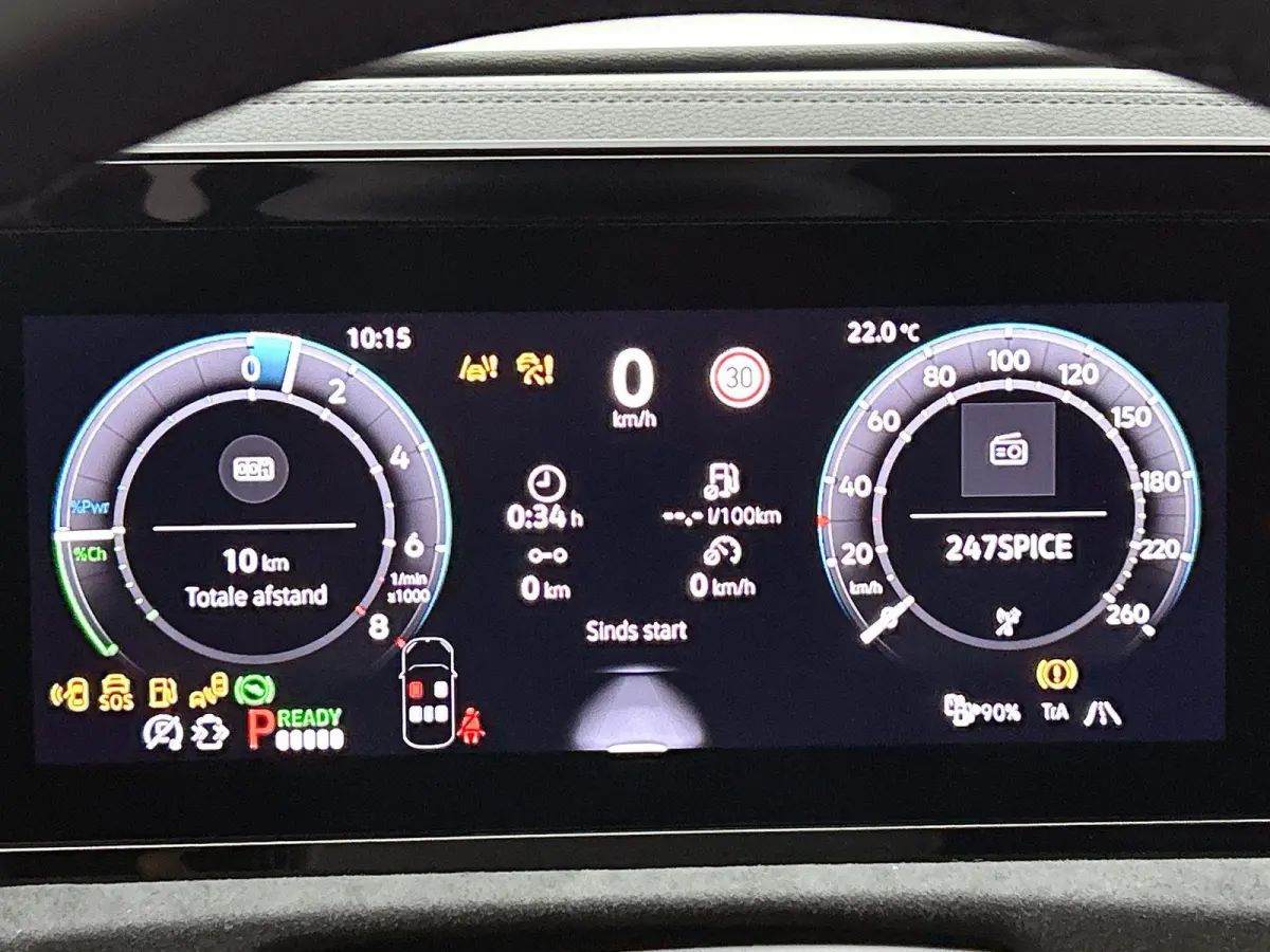 1.5 eHybrid R-Line Edition | 204PK | Automaat | Panoramaschuif-kanteldak | Black Style Pakket | Camera |