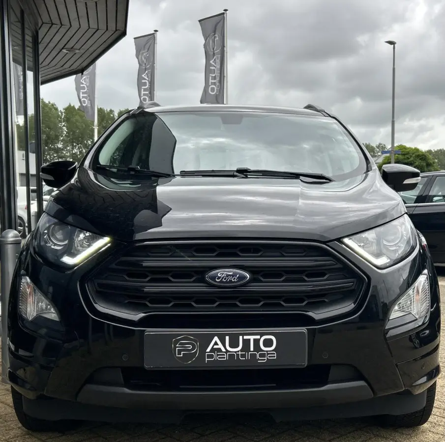 1.0 EcoBoost ST-Line Black 125PK | ZEER NETTE STAAT | BOMVOL | NIEUWE D-RIEM + BEURT | Achteruitrijcamera | Stoelverwarming | Stuurverwarming | Voorruitverwarming | Navigatie | Apple Carplay