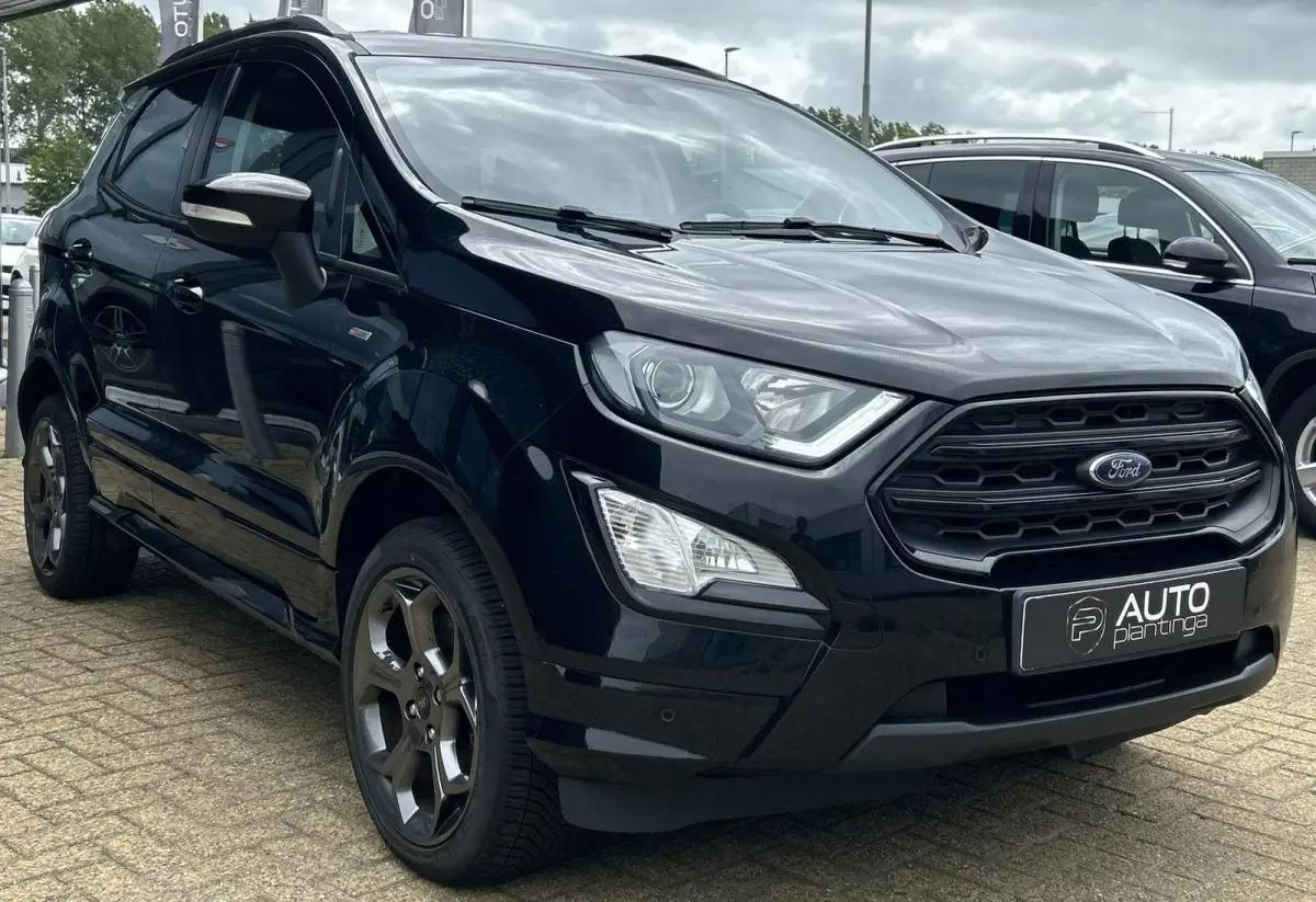 1.0 EcoBoost ST-Line Black 125PK | ZEER NETTE STAAT | BOMVOL | NIEUWE D-RIEM + BEURT | Achteruitrijcamera | Stoelverwarming | Stuurverwarming | Voorruitverwarming | Navigatie | Apple Carplay