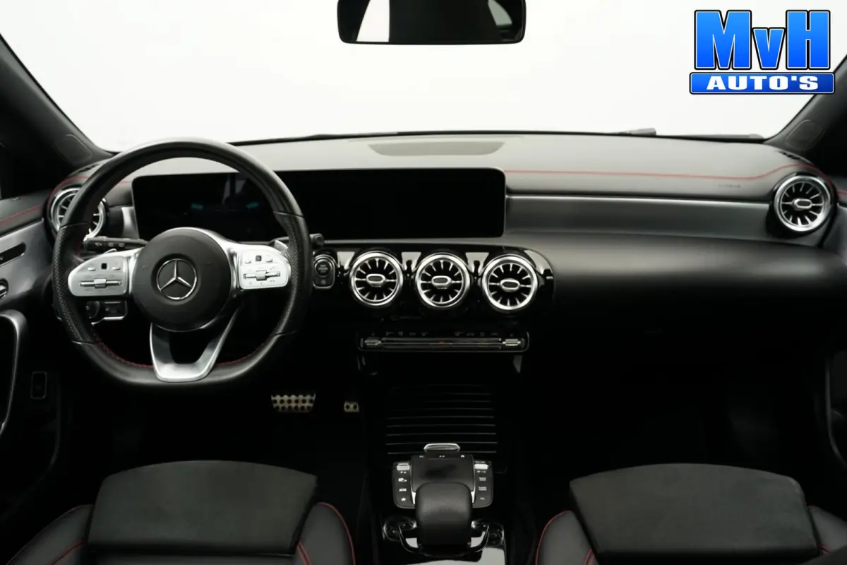 200 AMG|PANO|FULL-OPTIONS