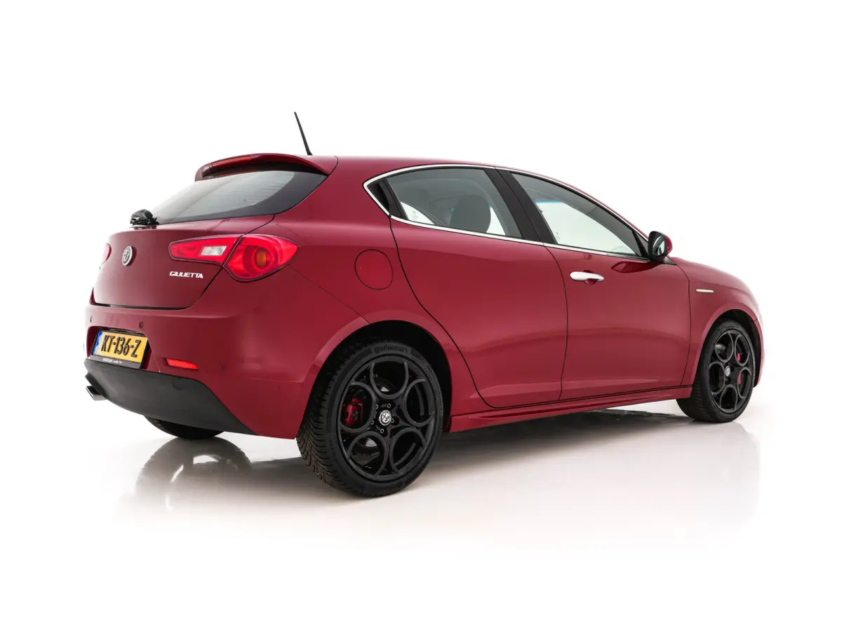 1.6 JTDm Super Aut. *NAVI-FULLMAP | SPORTSEATS | SHIFTPADDLES | ECC | PDC | CRUISE | 18''ALU*