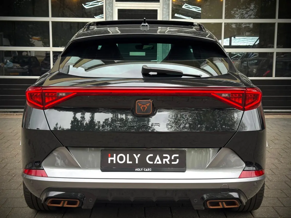 1.4 e-Hybrid VZ | KEYLESS | PANO | 360 CAM | LED | ACC |