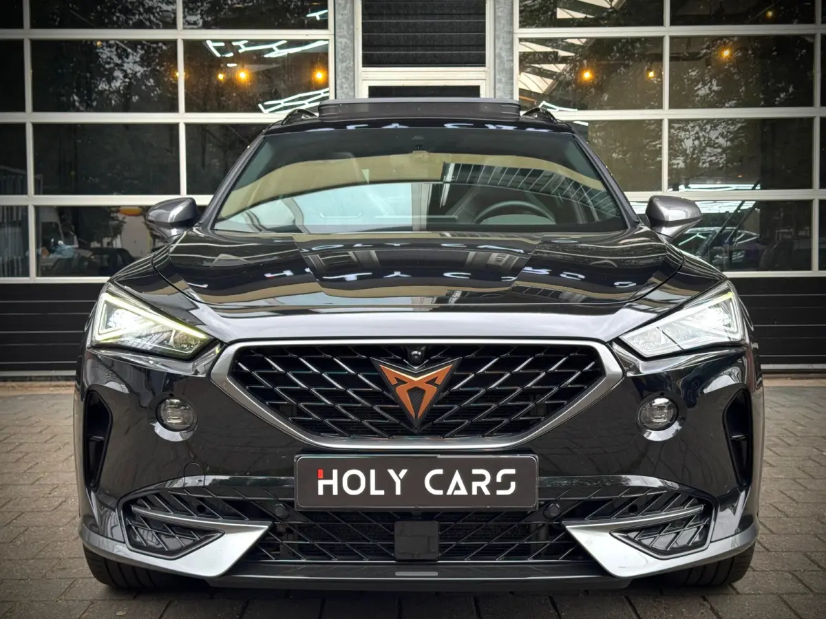 1.4 e-Hybrid VZ | KEYLESS | PANO | 360 CAM | LED | ACC |