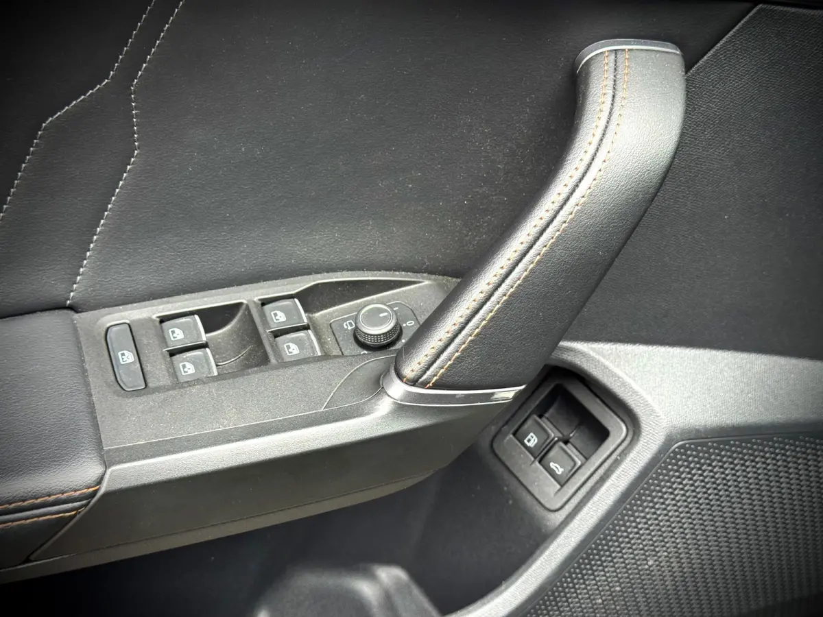 1.4 e-Hybrid VZ | KEYLESS | PANO | 360 CAM | LED | ACC |