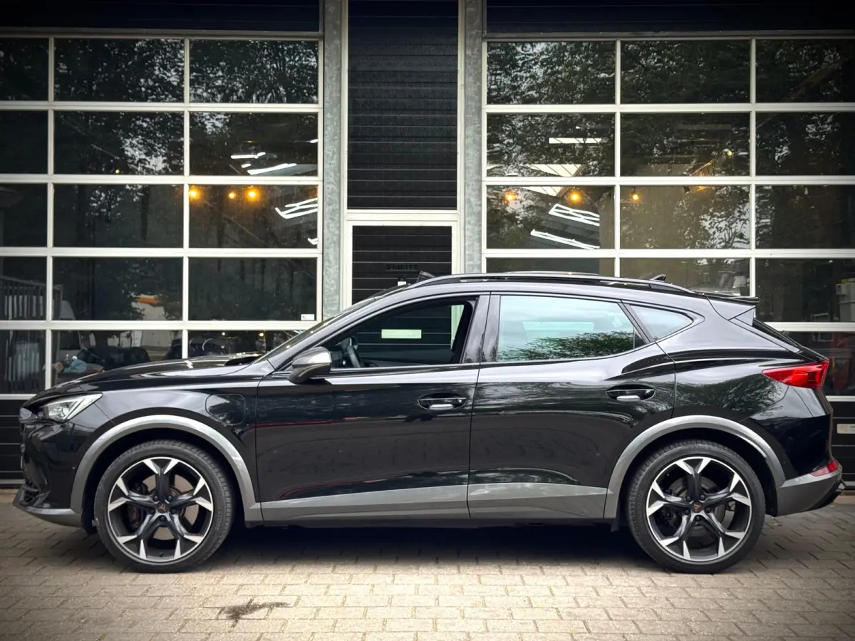 1.4 e-Hybrid VZ | KEYLESS | PANO | 360 CAM | LED | ACC |