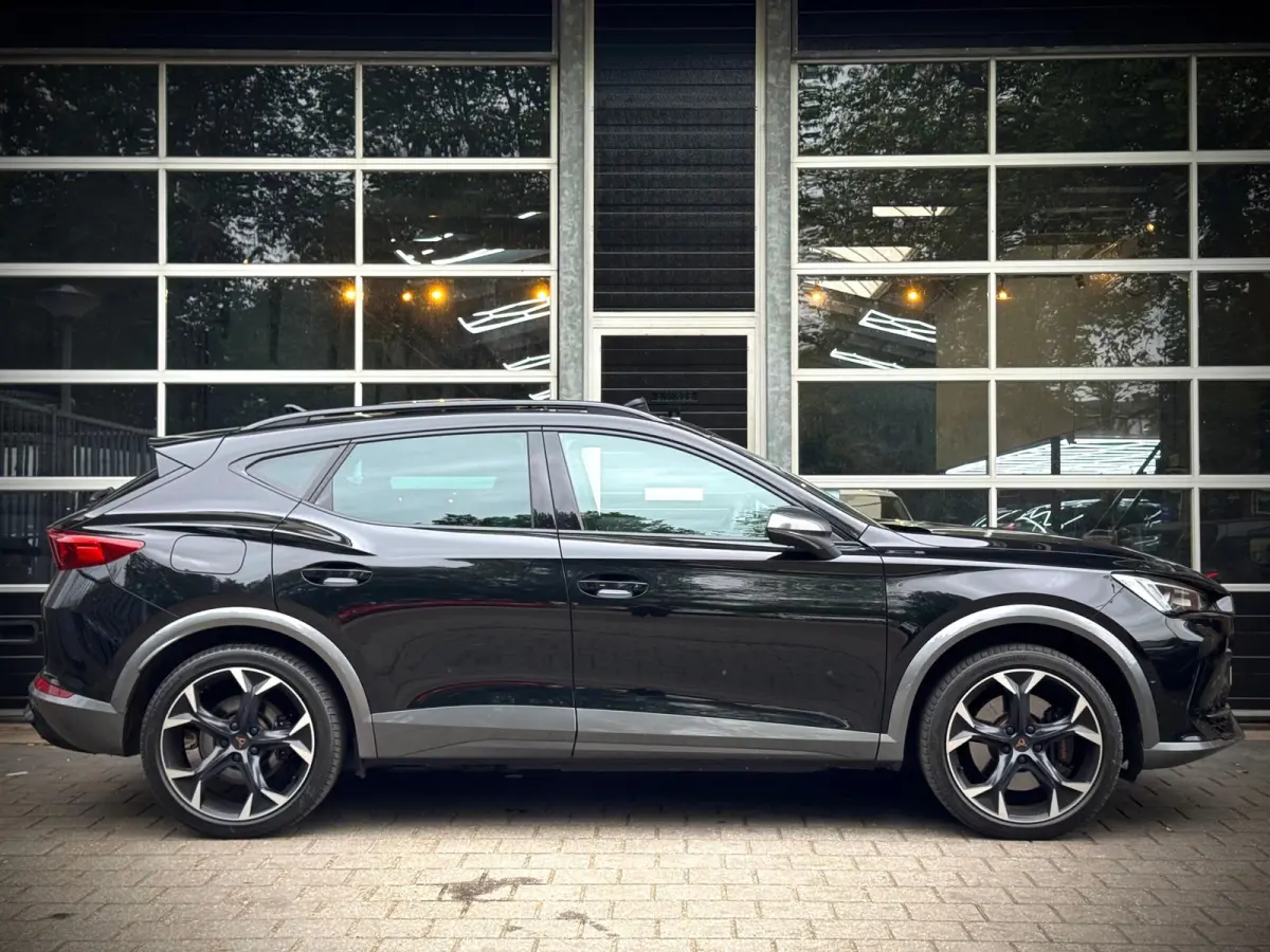 1.4 e-Hybrid VZ | KEYLESS | PANO | 360 CAM | LED | ACC |