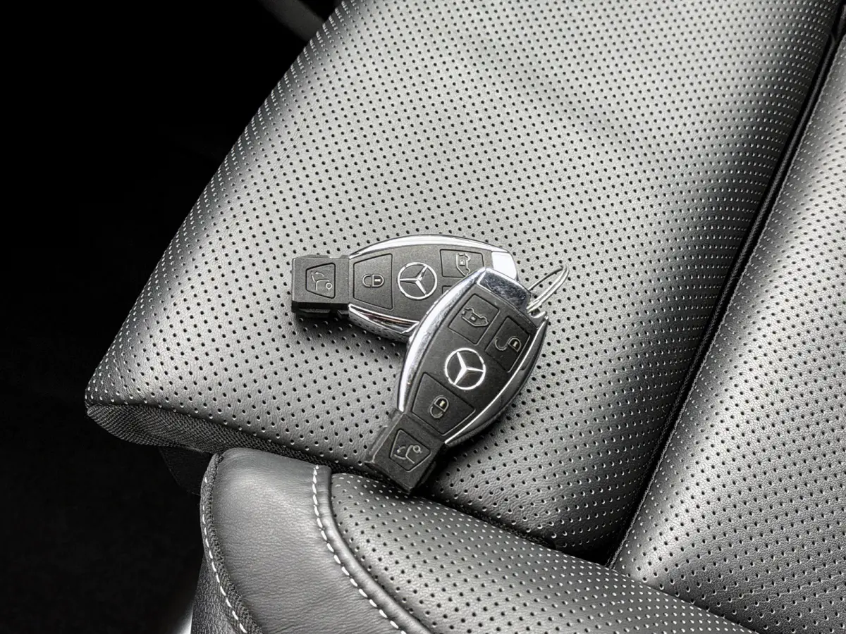 300d L3 4-Matic Avantgarde 7-zitplaatsen AMG-Line Vol opties Airmatic Stoelventilatie Nappa leder Extra Lang