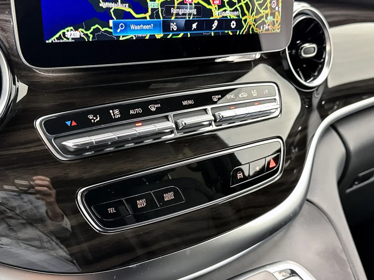 300d L3 4-Matic Avantgarde 7-zitplaatsen AMG-Line Vol opties Airmatic Stoelventilatie Nappa leder Extra Lang