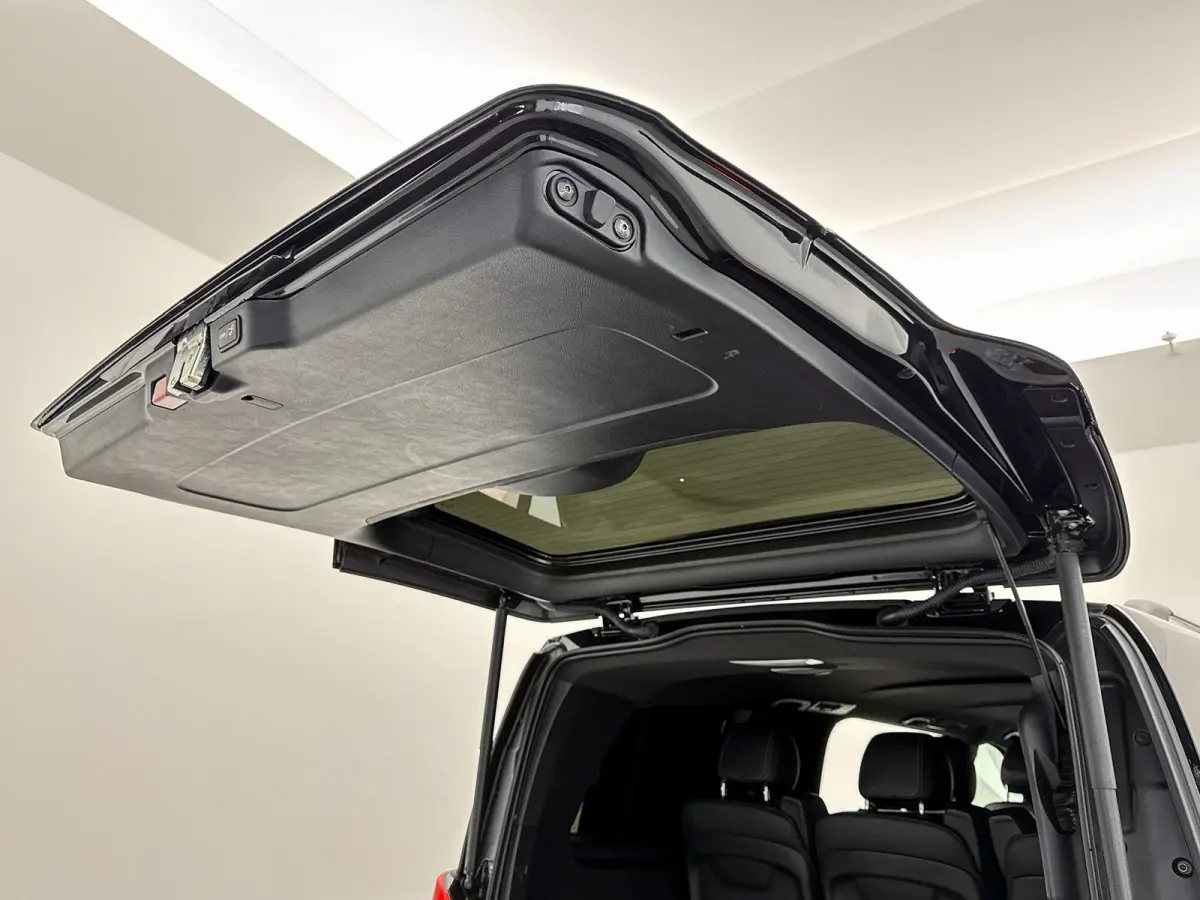 300d L3 4-Matic Avantgarde 7-zitplaatsen AMG-Line Vol opties Airmatic Stoelventilatie Nappa leder Extra Lang