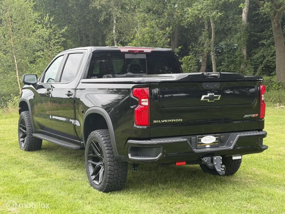 USA ZR2 6.2 V8