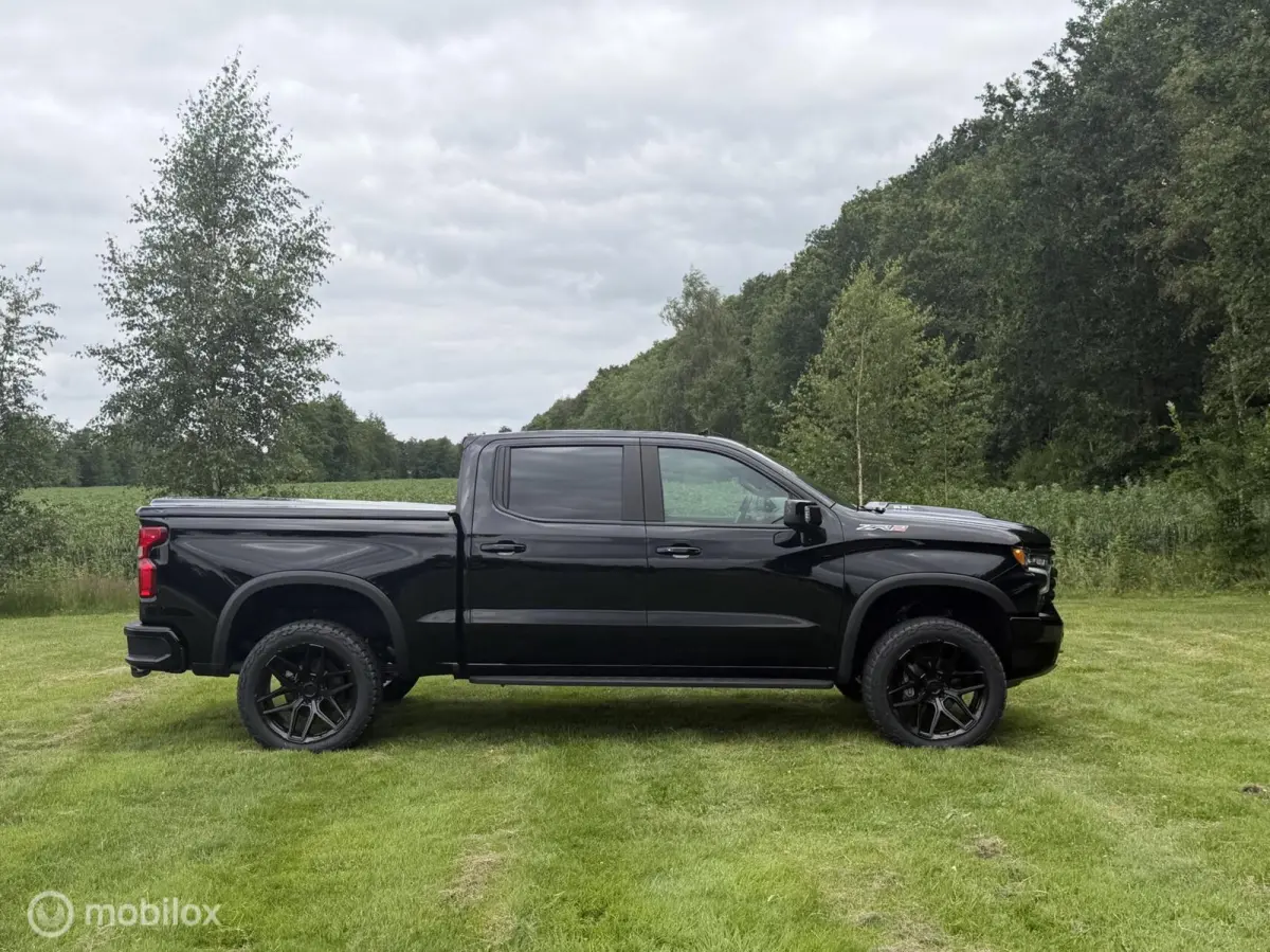 USA ZR2 6.2 V8