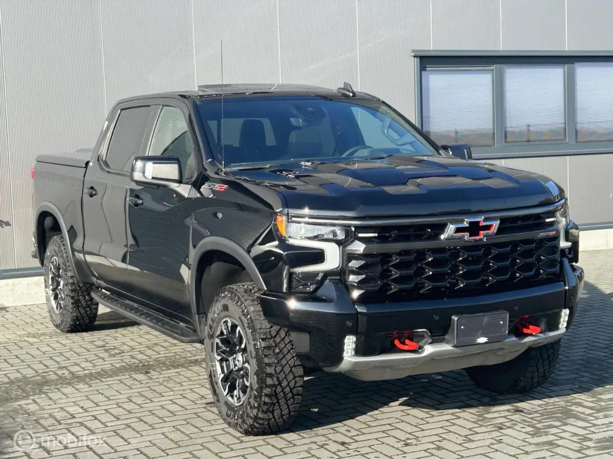 USA ZR2 6.2 V8