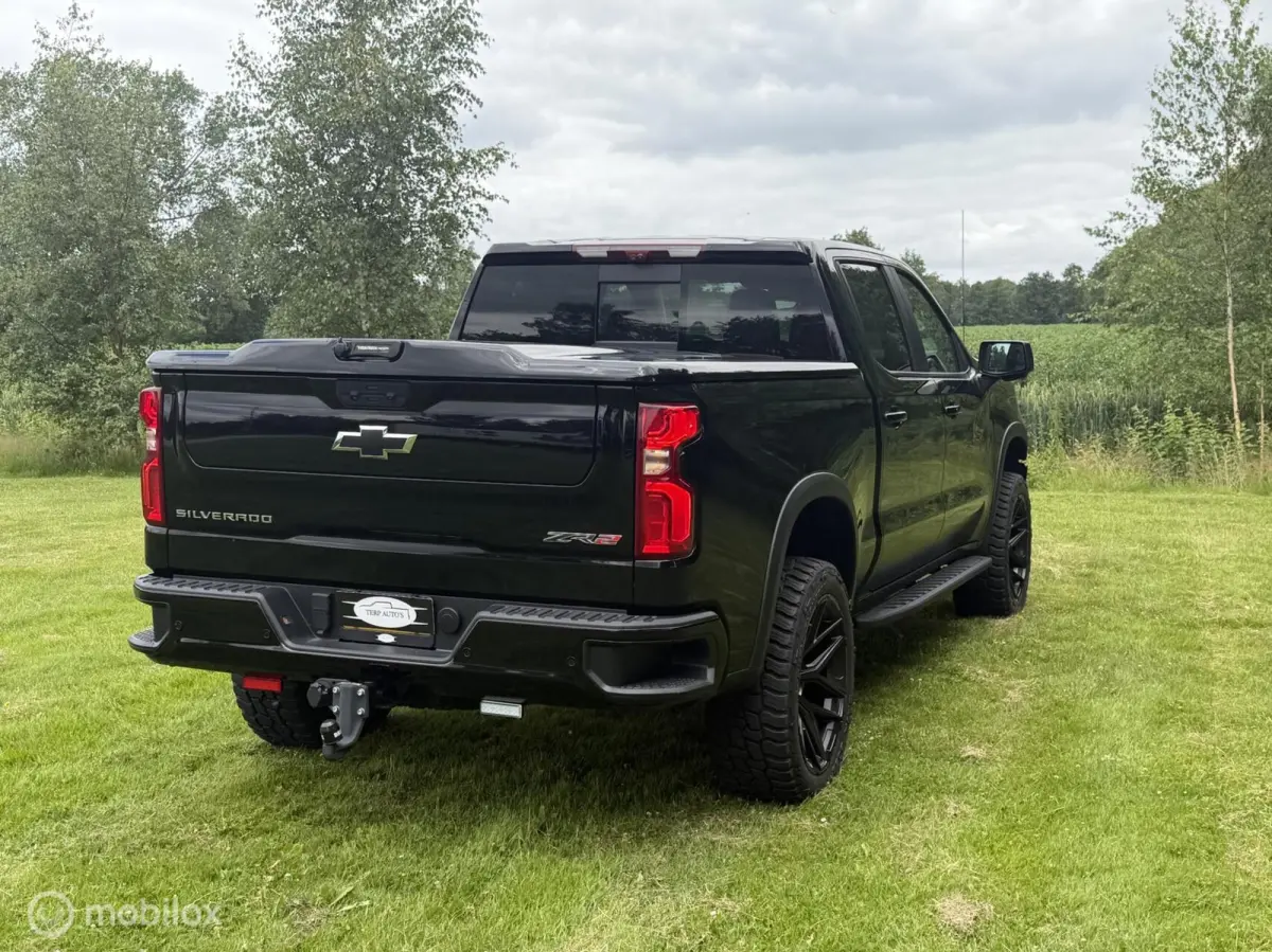 USA ZR2 6.2 V8