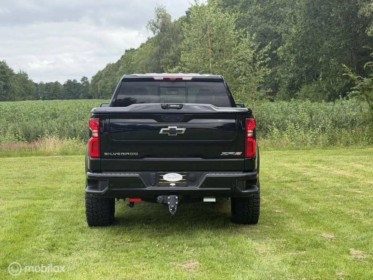 USA ZR2 6.2 V8