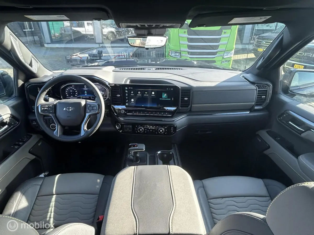 USA ZR2 6.2 V8